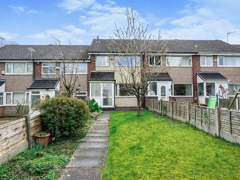 3 bed terraced house to rent in Cleveland Close, Clifton, Swinton