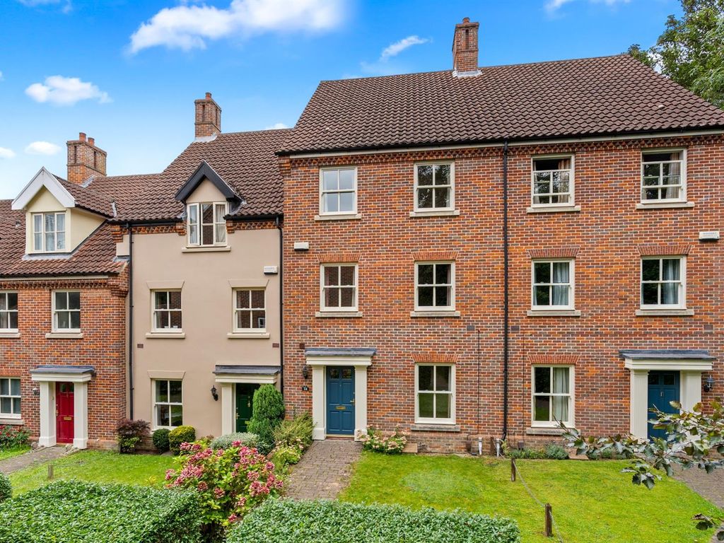 4 bed property for sale in The Willows, Norwich NR2, £350,000 Zoopla