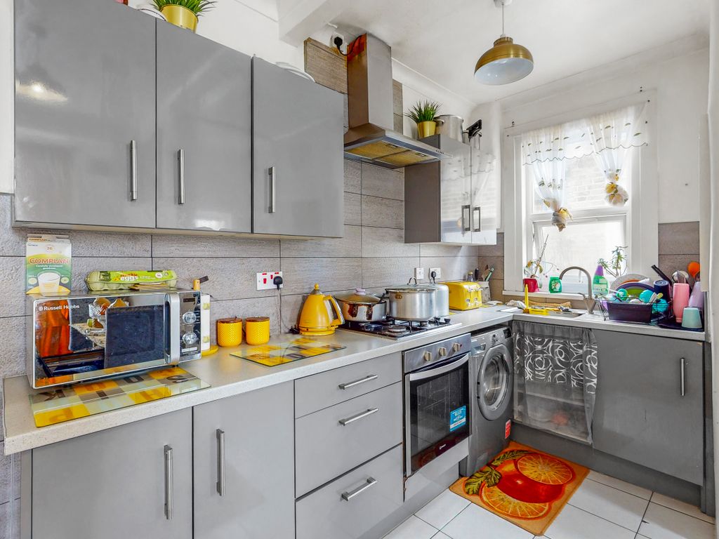 Brownhill Road, Catford SE6  