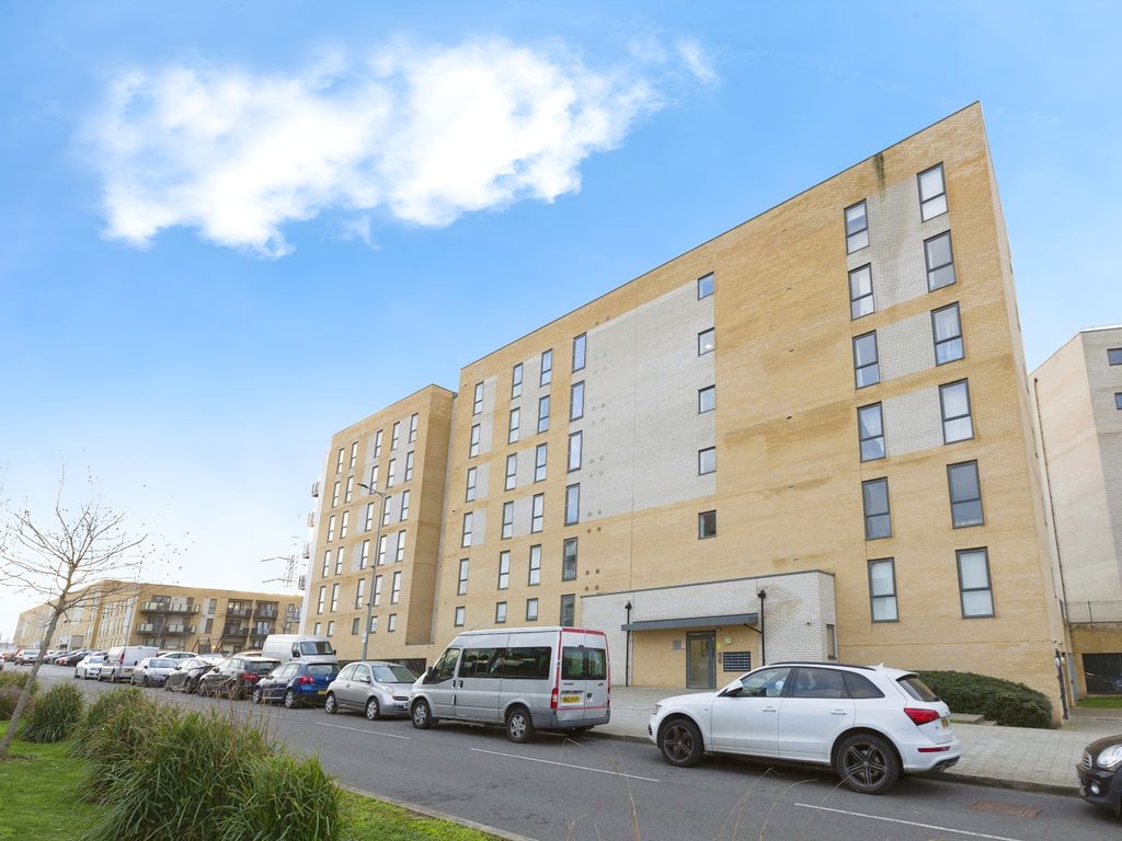 2 bed flat for sale in Handley Page Road, Barking IG11, £280,000 Zoopla