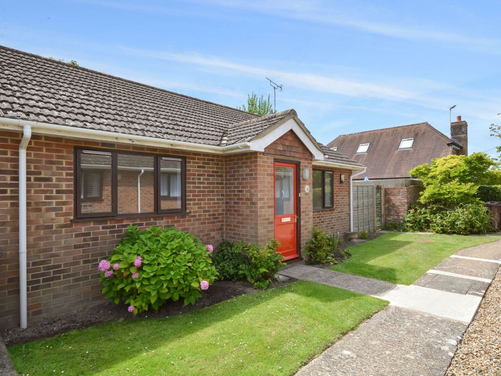 2 bed semidetached bungalow for sale in Bramley Close, Brabourne Lees