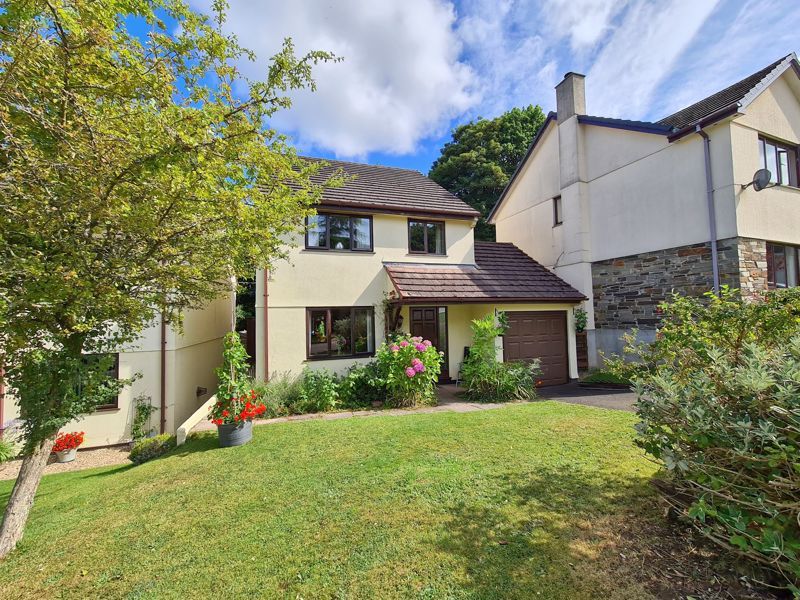 4 bed detached house for sale in Heather Close, Tavistock PL19 Zoopla