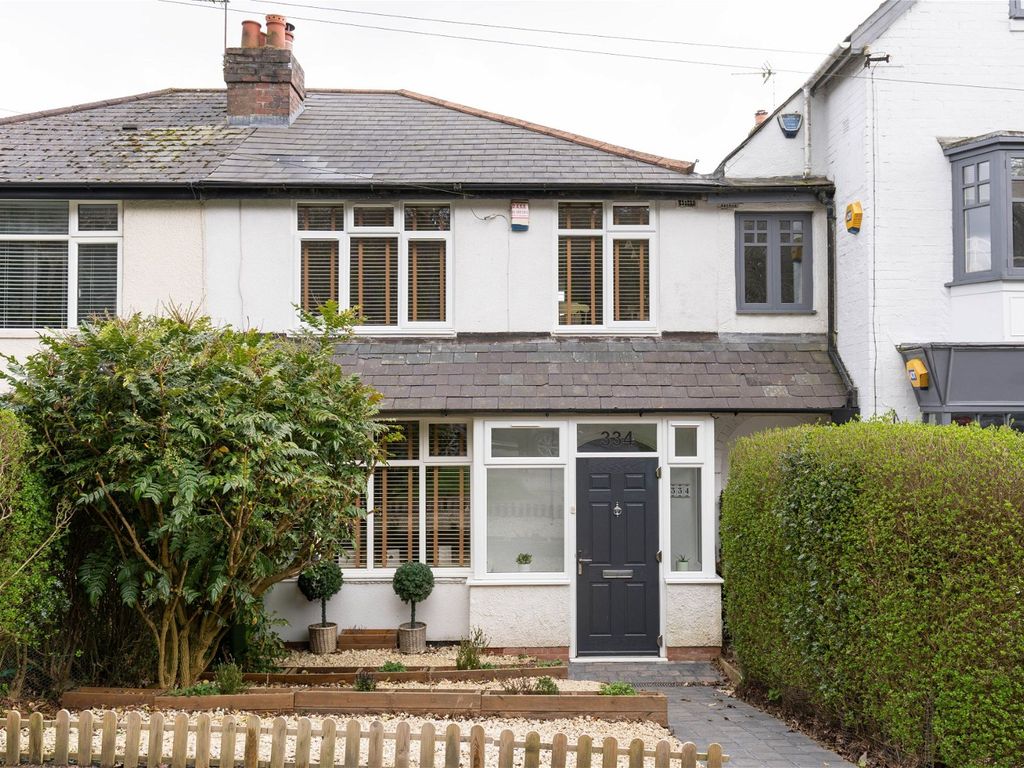 3 bed terraced house for sale in Old Birmingham Road, Lickey B45, £