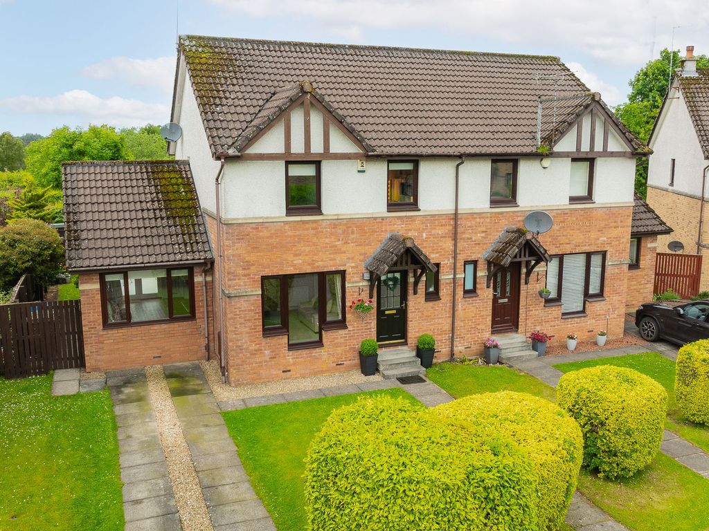 3 bed semidetached house for sale in Dunkeld Place, Newton Mearns