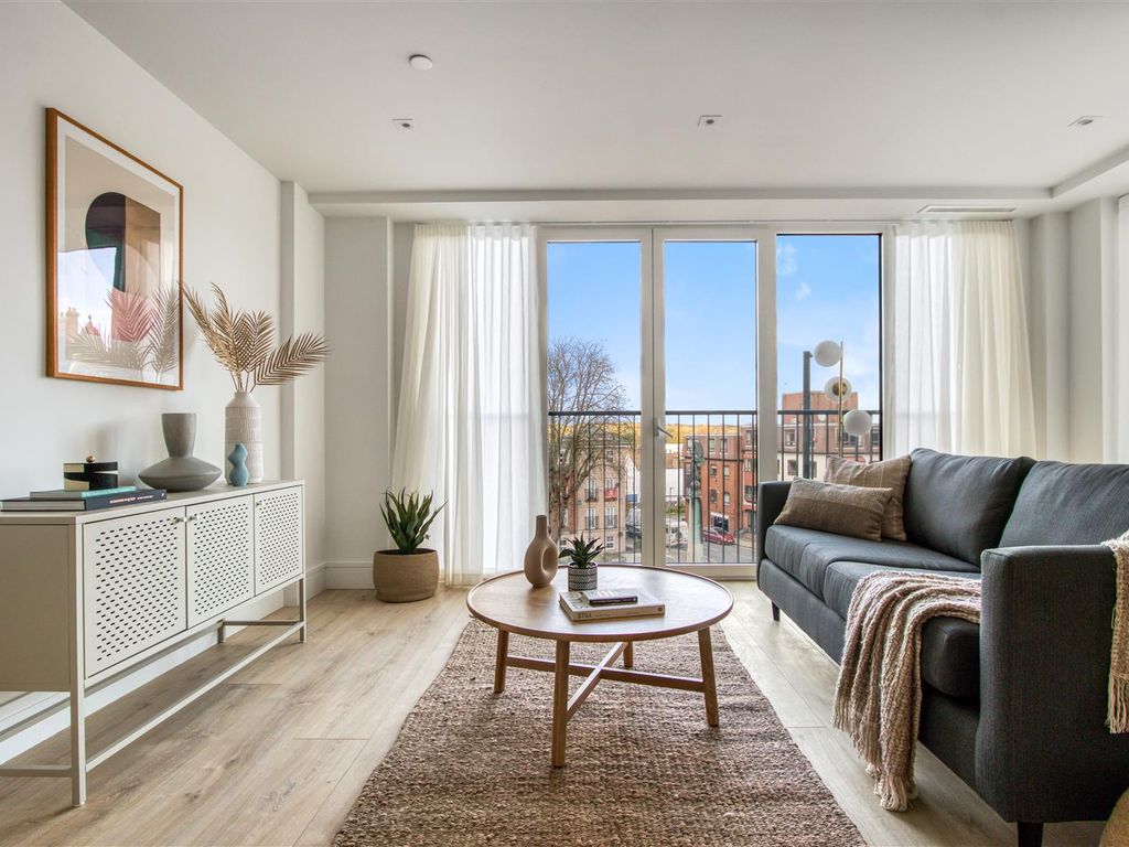 2 bed flat to rent in Station Road, New EN5 Zoopla