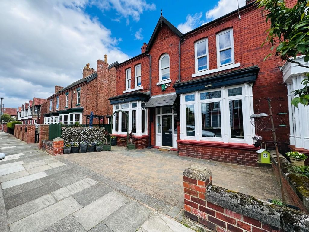 4 bed semidetached house for sale in Granville Avenue, Hartlepool TS26