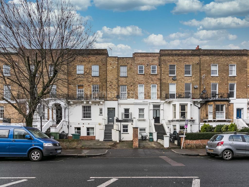 2 bed flat to rent in Hanley Road, London N4, £1,995 pcm Zoopla