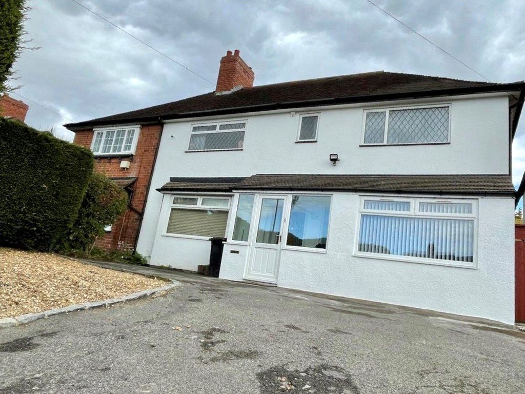 4 bed semidetached house for sale in Old Lode Lane, Solihull, West