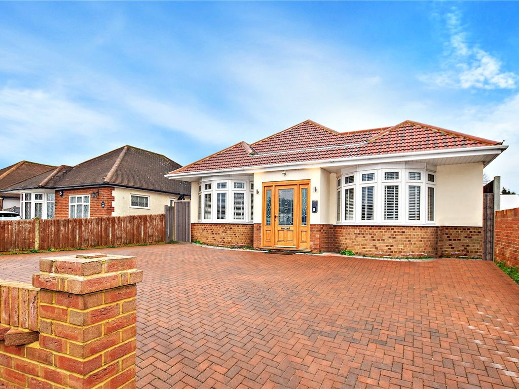 4 bed bungalow for sale in Upton Road, Bexley, Kent DA5 Zoopla