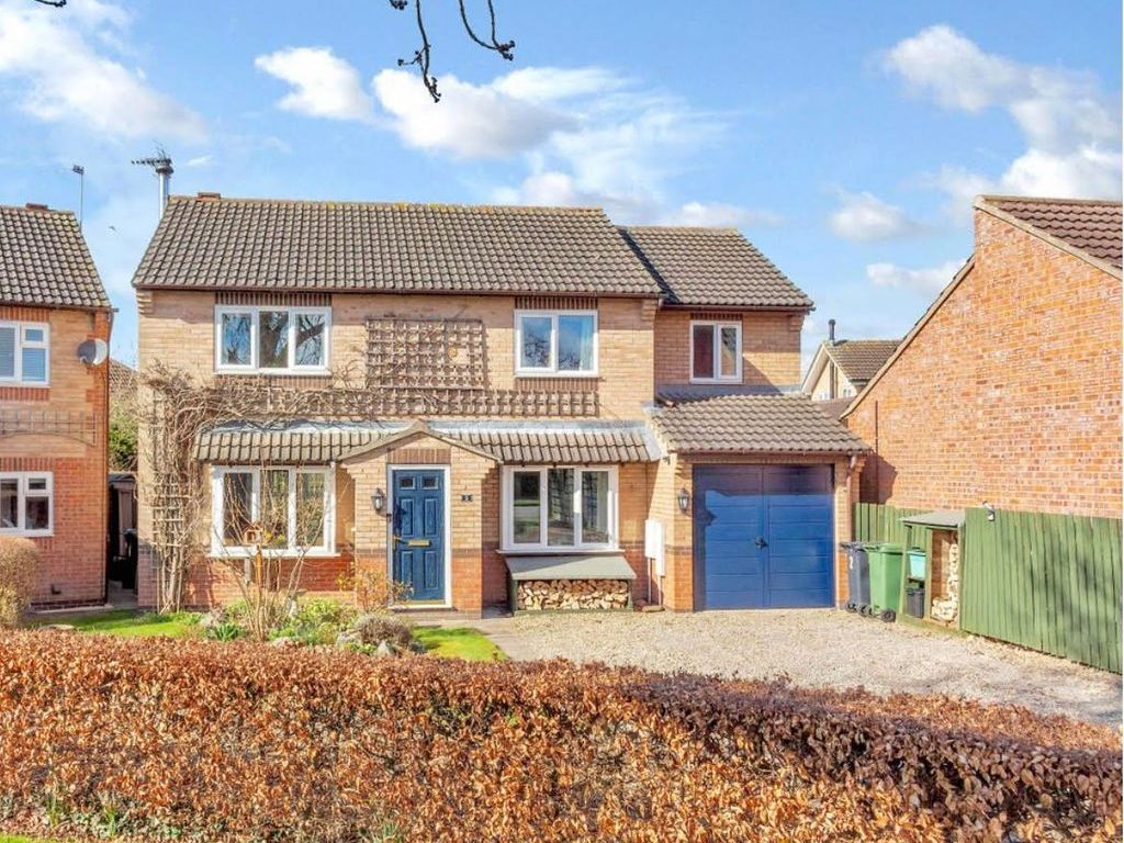 4 bed detached house for sale in Westpit Lane, Strensall, York YO32