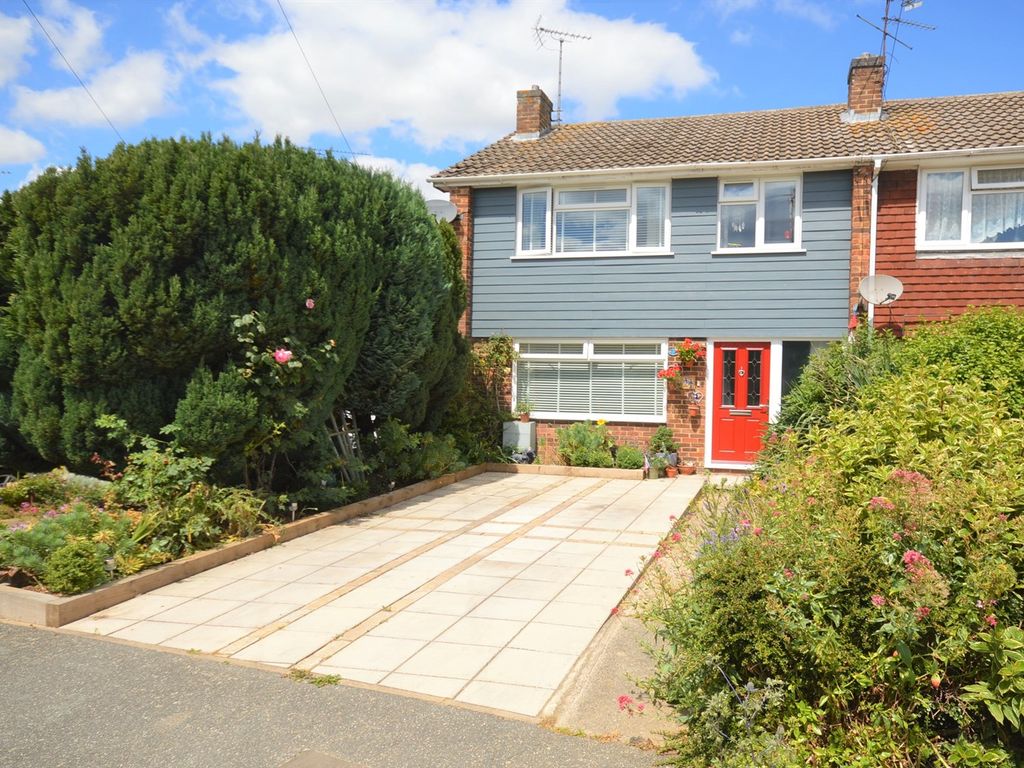3 bed property for sale in Lodge Road, Braintree CM7 Zoopla