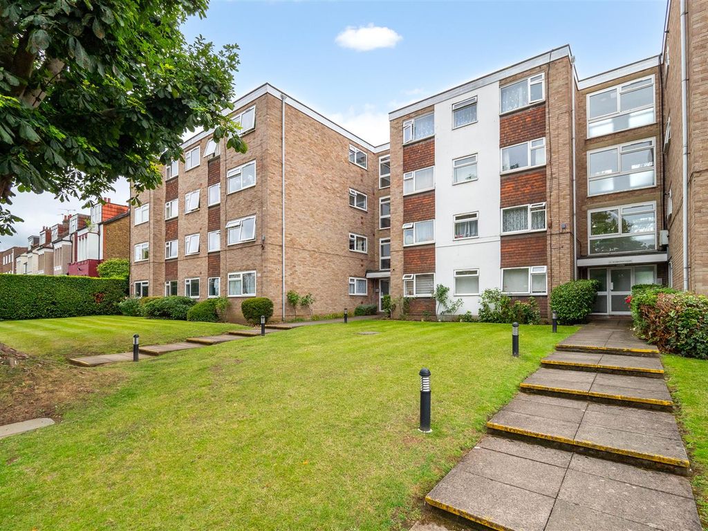 2 bed flat for sale in Mulgrave Road, Sutton SM2, £300,000 Zoopla