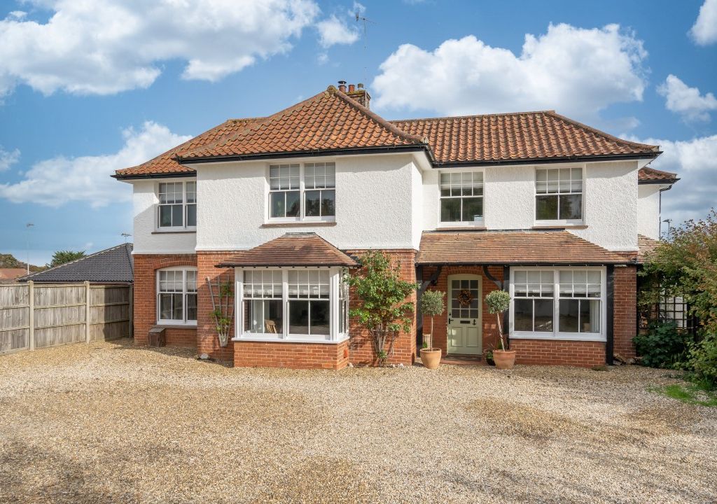 4 bed detached house for sale in Norwich Road, Cromer NR27 Zoopla