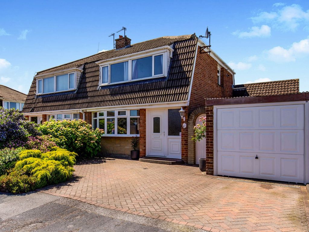 3 bed detached house for sale in Pinewood Walk, Stokesley, North