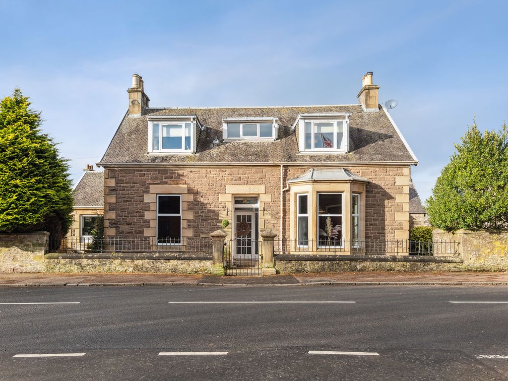 3 bed detached house for sale in Cleghorn Road, Lanark, Lanarkshire