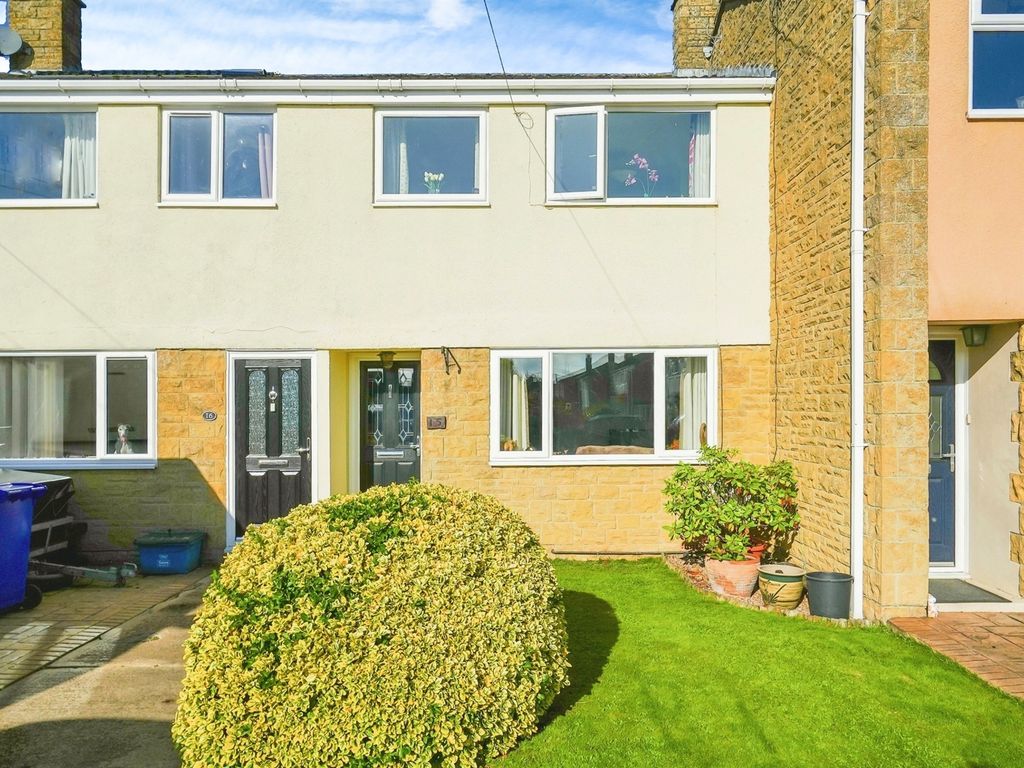 3 bed terraced house for sale in Coghill, Bletchingdon, Kidlington OX5