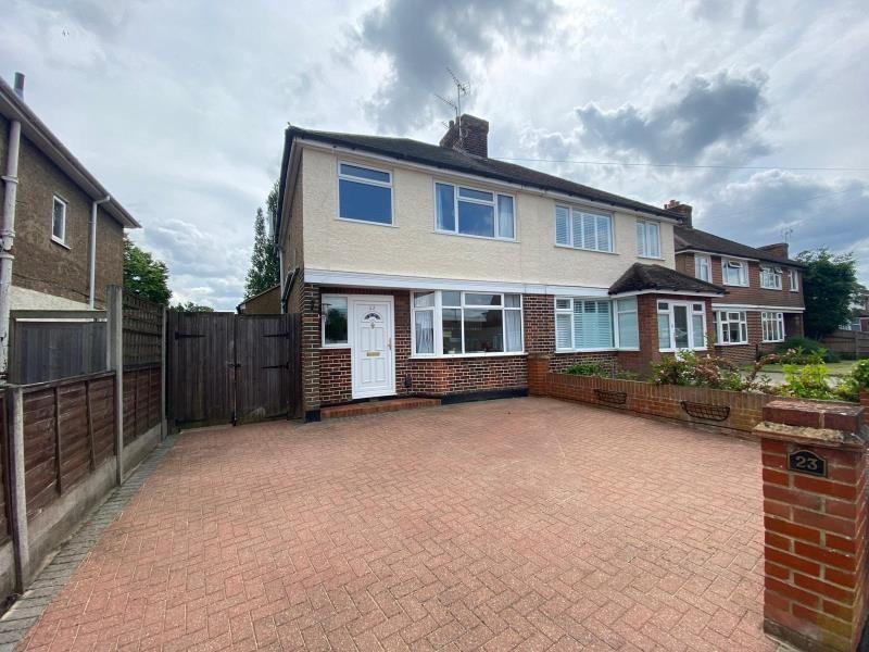3 bed semidetached house to rent in Old Woking, Surrey GU22, £1,900
