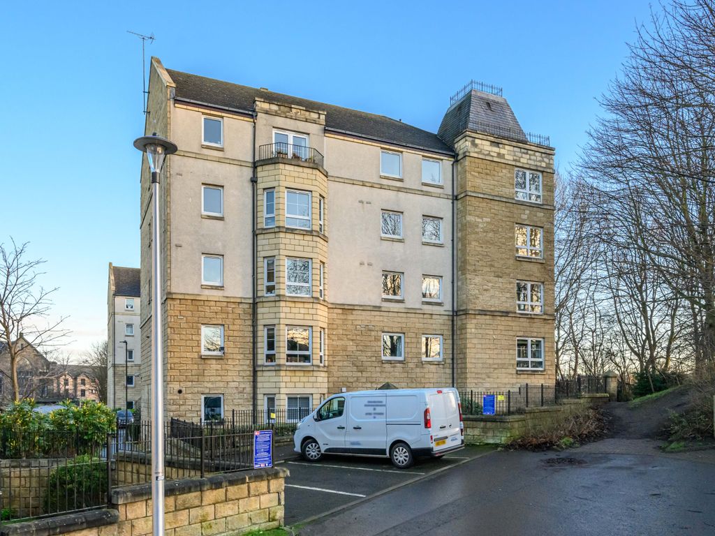 3 bed flat for sale in 5/10 Bonnington Gait, Edinburgh EH6, £225,000
