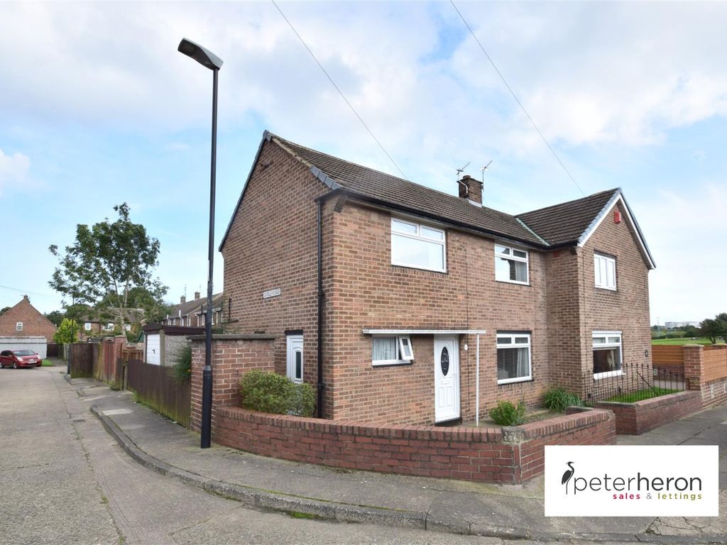 3 bed semidetached house for sale in Gainsborough Road, Grindon