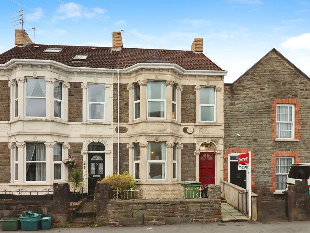 3 bed end terrace house for sale in Downend Road, Kingswood, Bristol