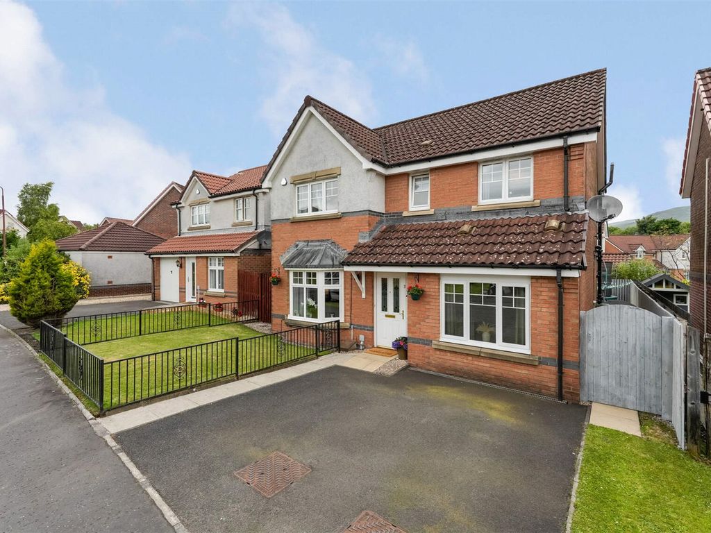 4 bed detached house for sale in Highlander Way, Tullibody, Alloa