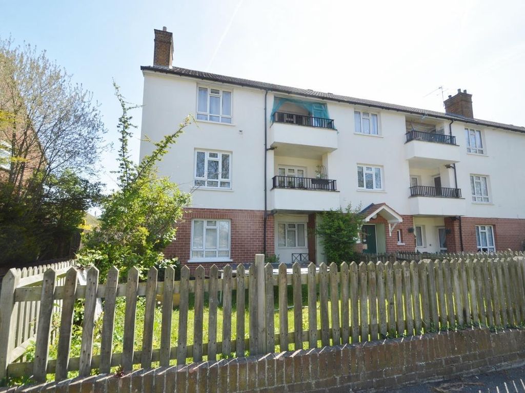 3 bed flat for sale in Wilford Road, Langley, Berkshire SL3 Zoopla