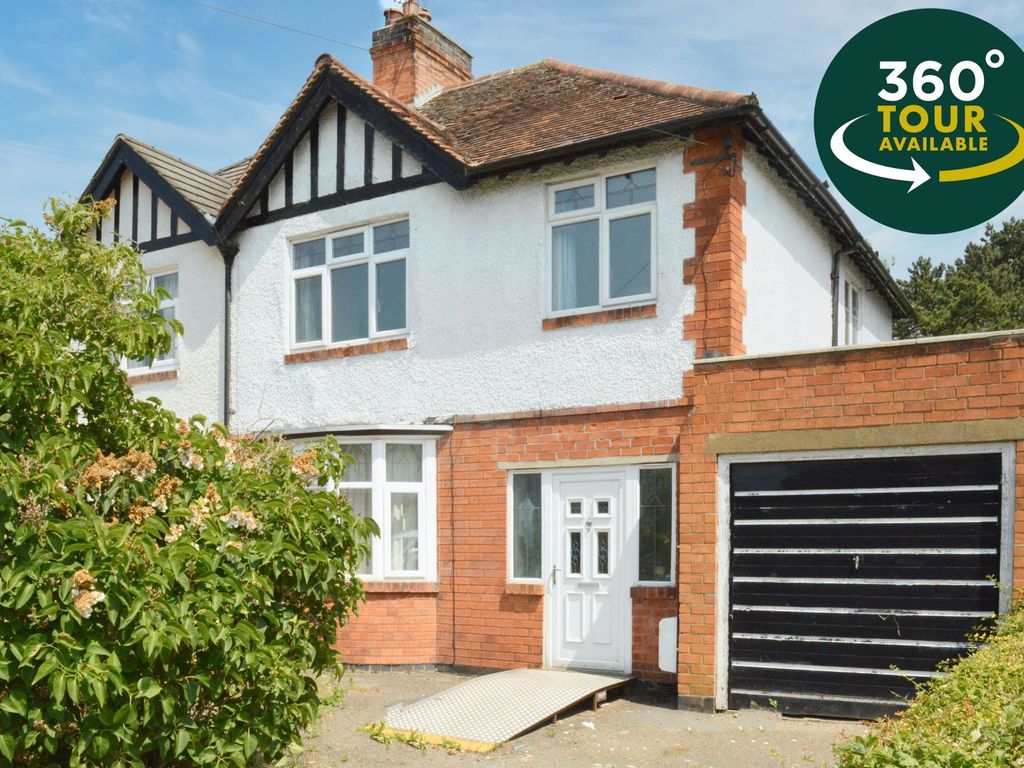 3 bed semidetached house for sale in Carisbrooke Road, Knighton
