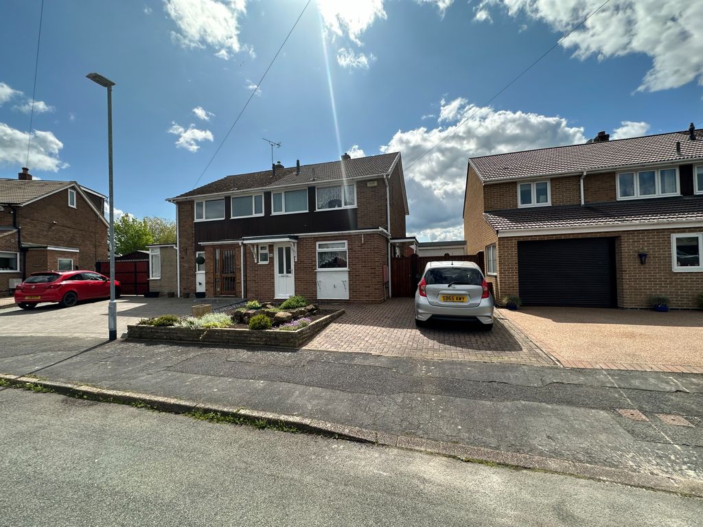 3 bed semidetached house for sale in Walford Road, Rolleston On Dove, BurtonOnTrent DE13 Zoopla