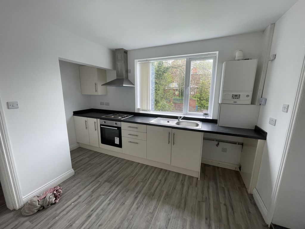 4 bed detached house to rent in Crabtree Road, Sheffield S5 Zoopla