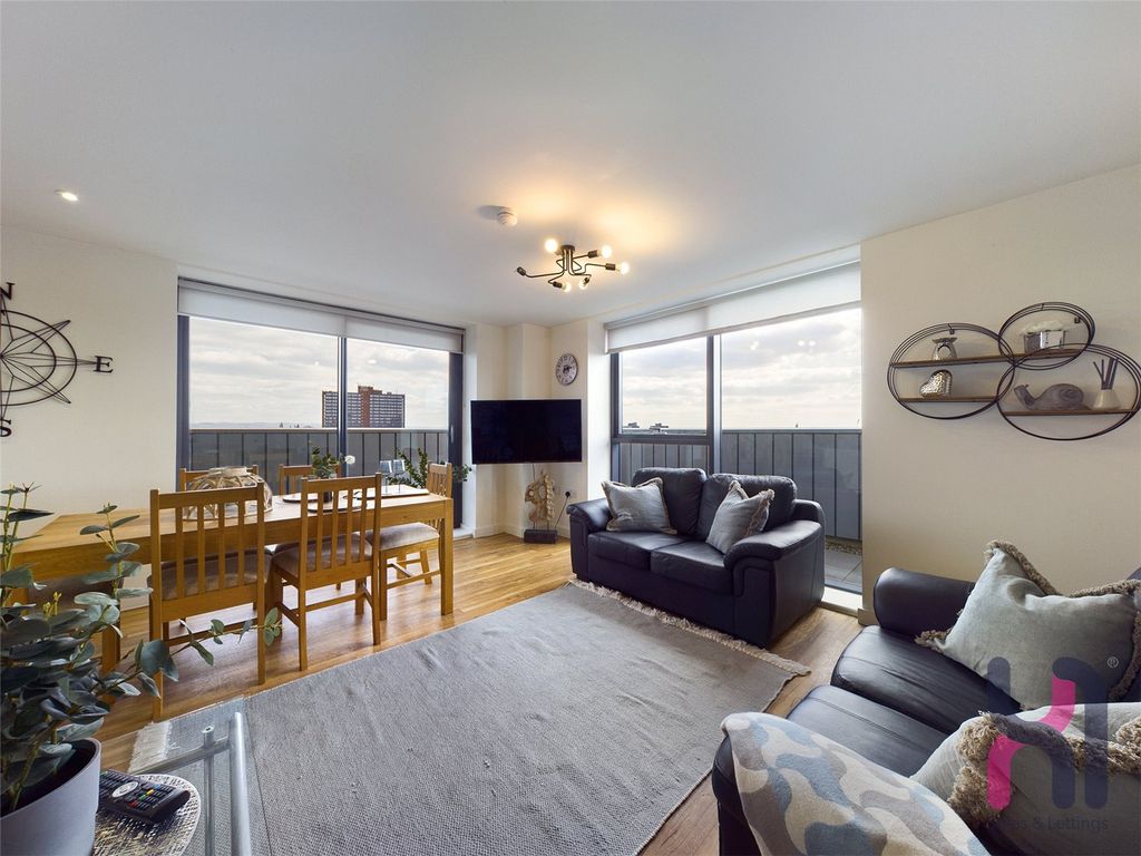 3 bed flat to rent in Manchester Waters, 1 Pomona Strand, Old Trafford