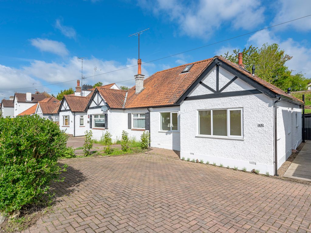 3 bed semidetached bungalow for sale in Chipstead Valley Road