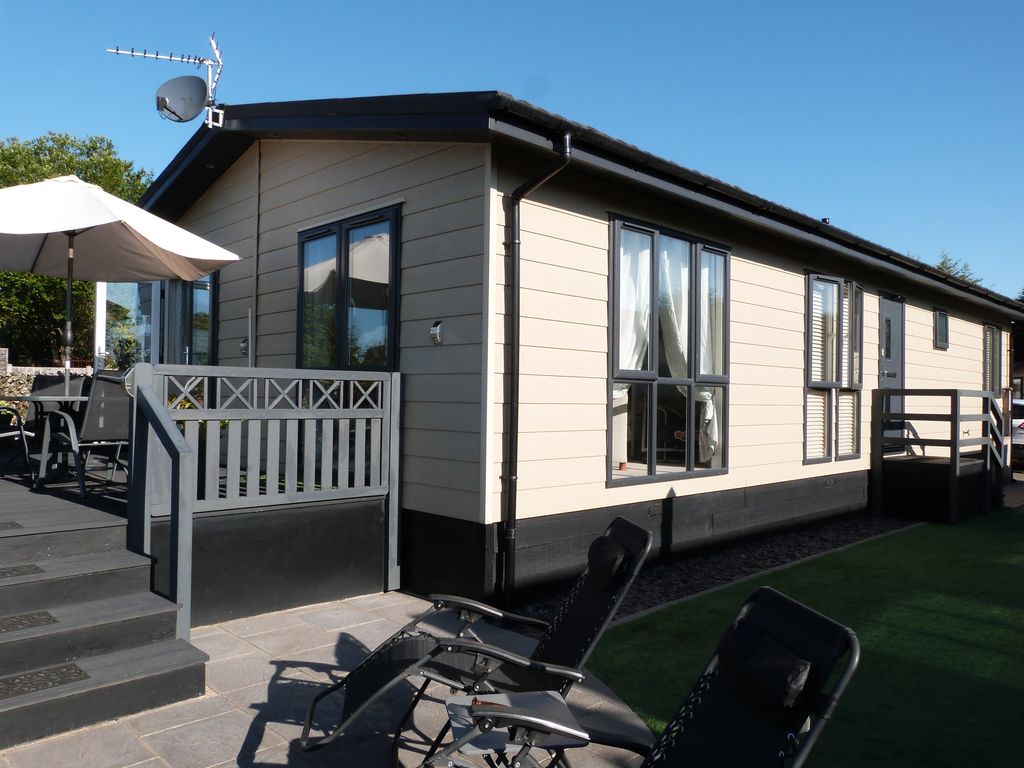 2 bed mobile/park home for sale in Lippitts Hill, Loughton IG10 Zoopla