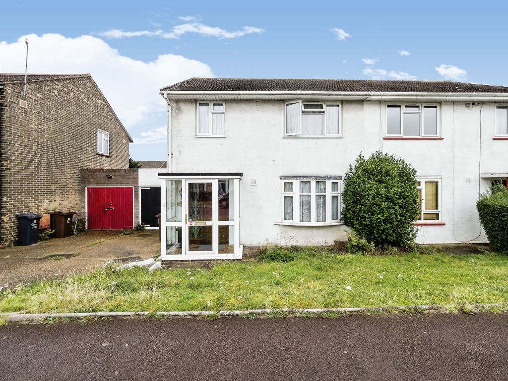 3 bed semidetached house for sale in Listowel Road, Dagenham RM10, £