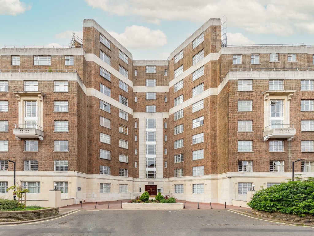 1 bed flat for sale in Hamlet Gardens, London W6, £325,000 Zoopla
