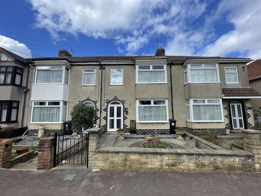 3 bed terraced house for sale in Middle Road, Kingswood, Bristol BS15