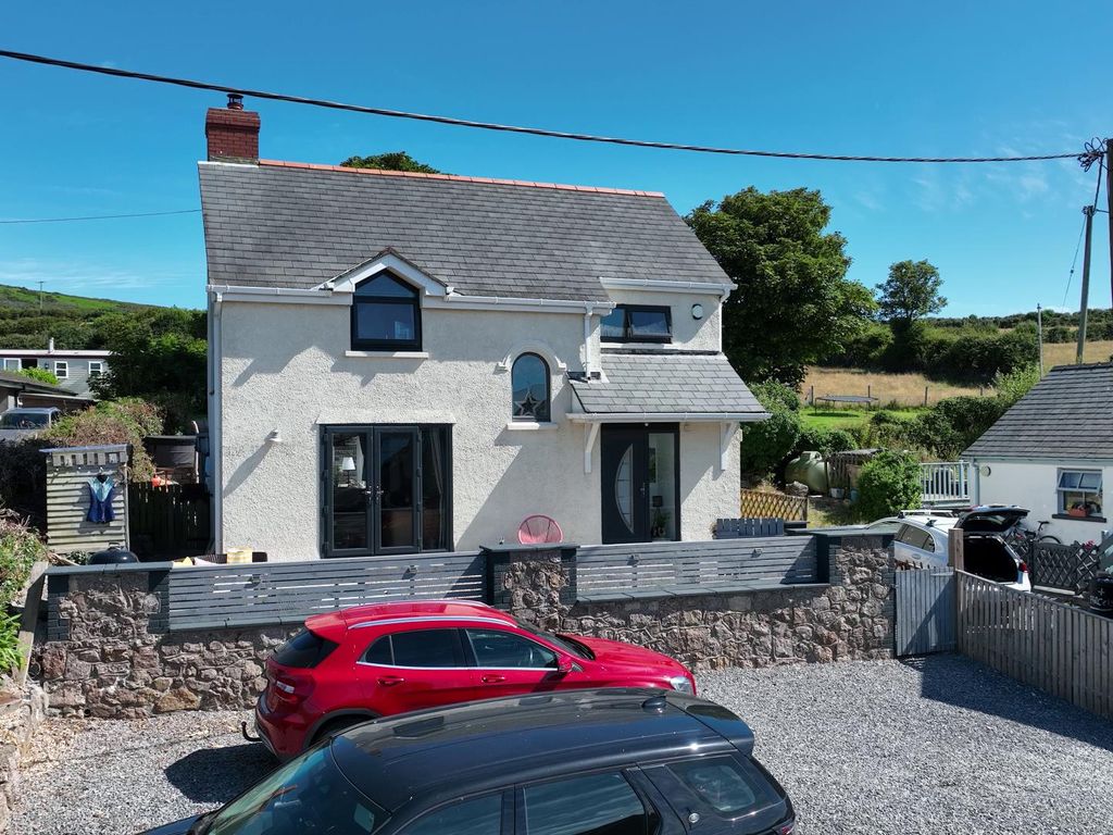 3 bed detached house for sale in Llangennith, Swansea SA3 Zoopla