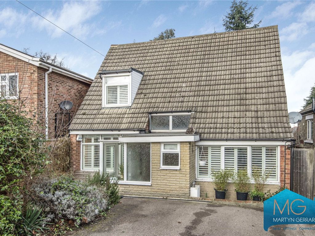 3 bed detached house for sale in Goldsmith Road, Friern N11 Zoopla