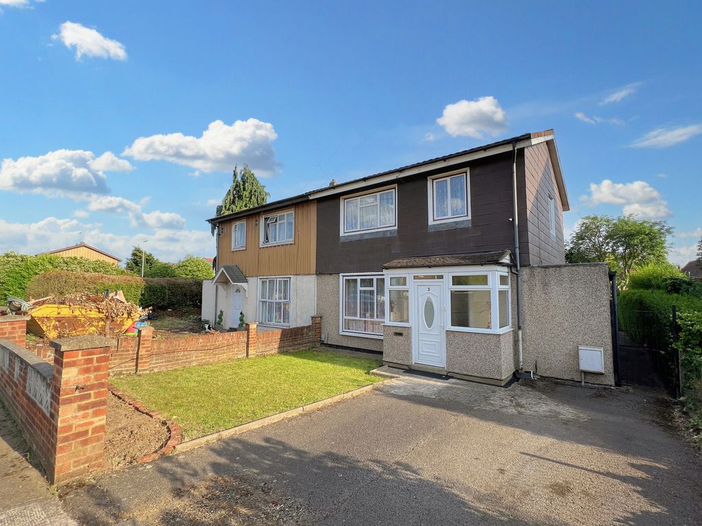 3 bed semidetached house for sale in Denbigh Drive, Hayes UB3, £