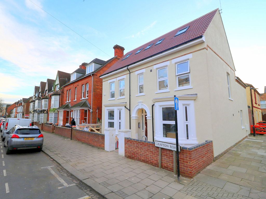 Room to rent in Grafton Road, Bedford MK40 Zoopla