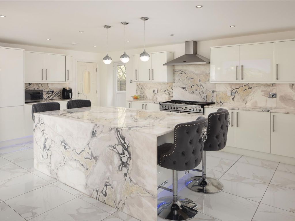 7 bed detached house for sale in Bramfield, Kings Road, Bramhope LS16