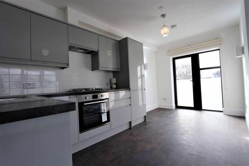 1 bed flat to rent in Carlingford Road, London N15, £1,600 pcm Zoopla