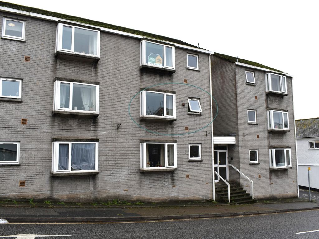 1 bed flat to rent in Brook Court, Brook Street, Falmouth TR11, £800