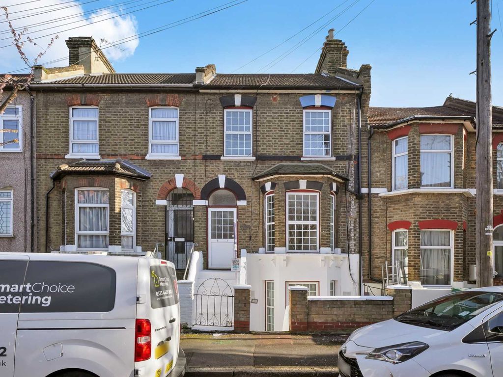 6 bed terraced house for sale in Upton Park Road, Forest Gate E7 Zoopla