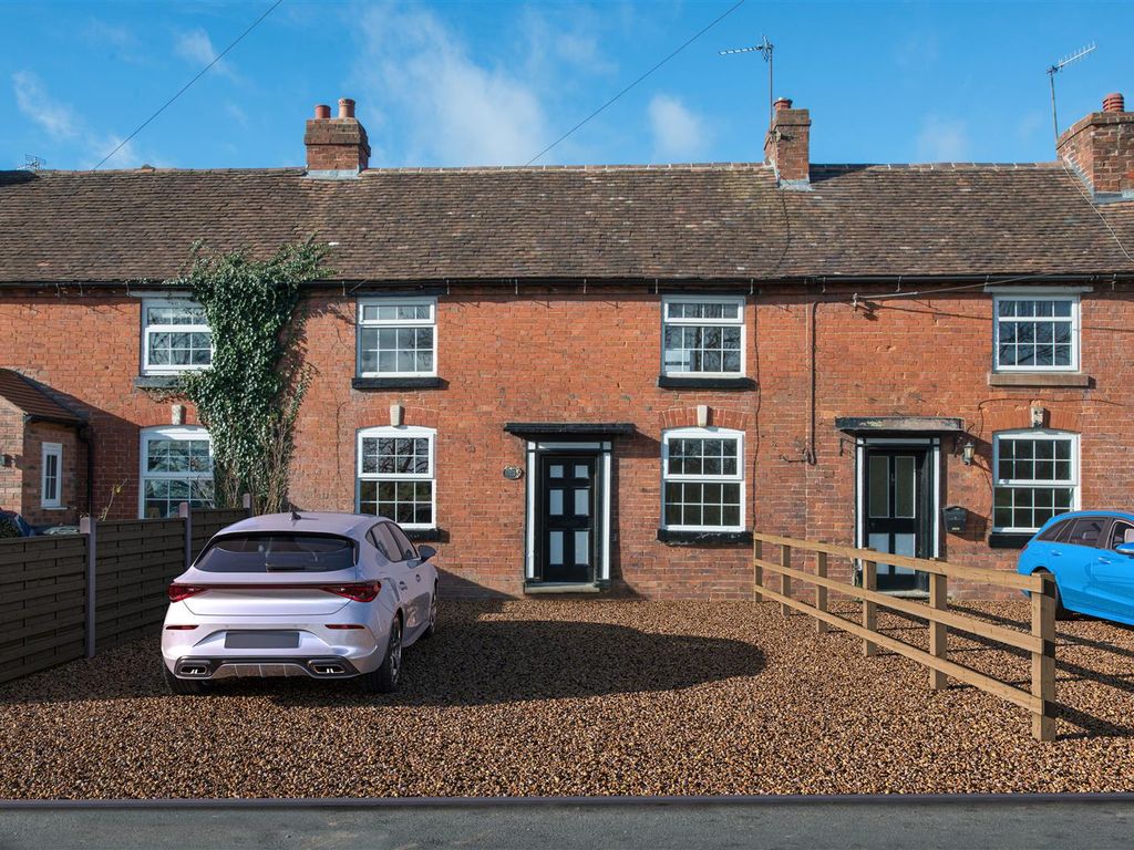 2 bed terraced house for sale in Kidderminster Road, Cutnall Green