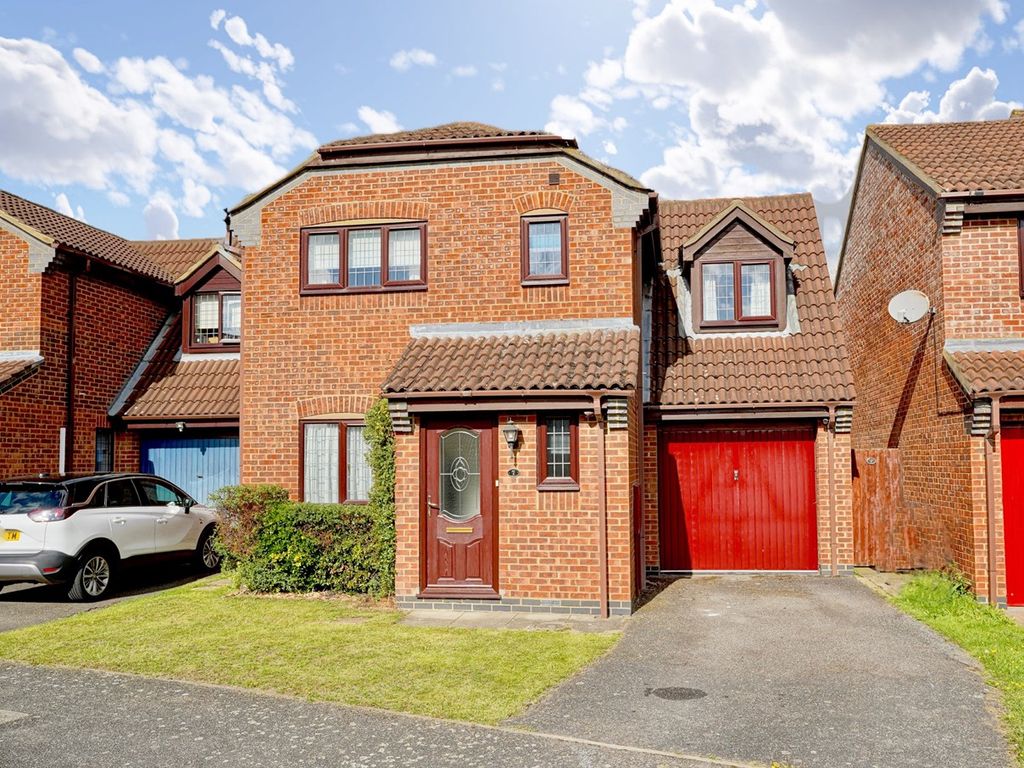 3 bed detached house for sale in Haweswater, Stukeley Meadows