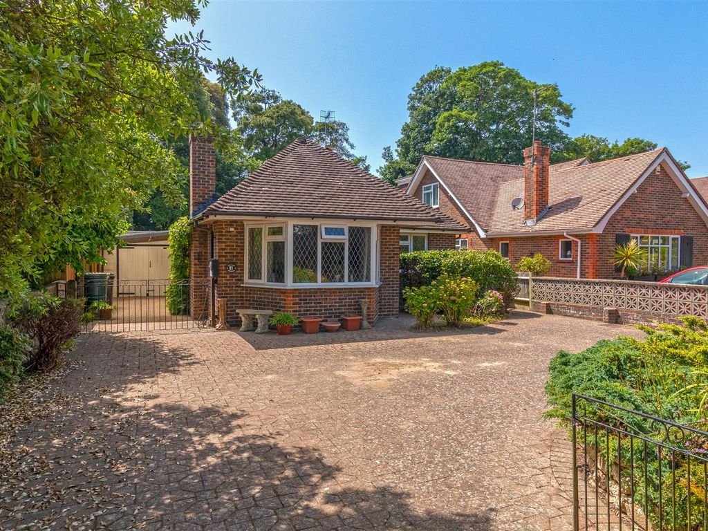 3 bed detached bungalow for sale in Aldsworth Avenue, GoringBySea