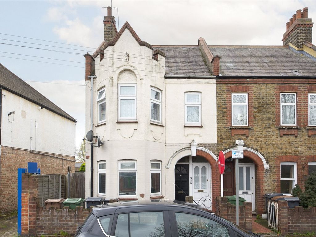 2 bed for sale in Higham Hill Road, Walthamstow, London E17