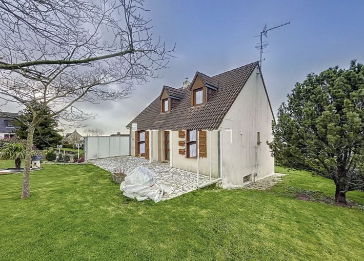 3 bed detached house for sale in SainteCecile, BasseNormandie, 50800