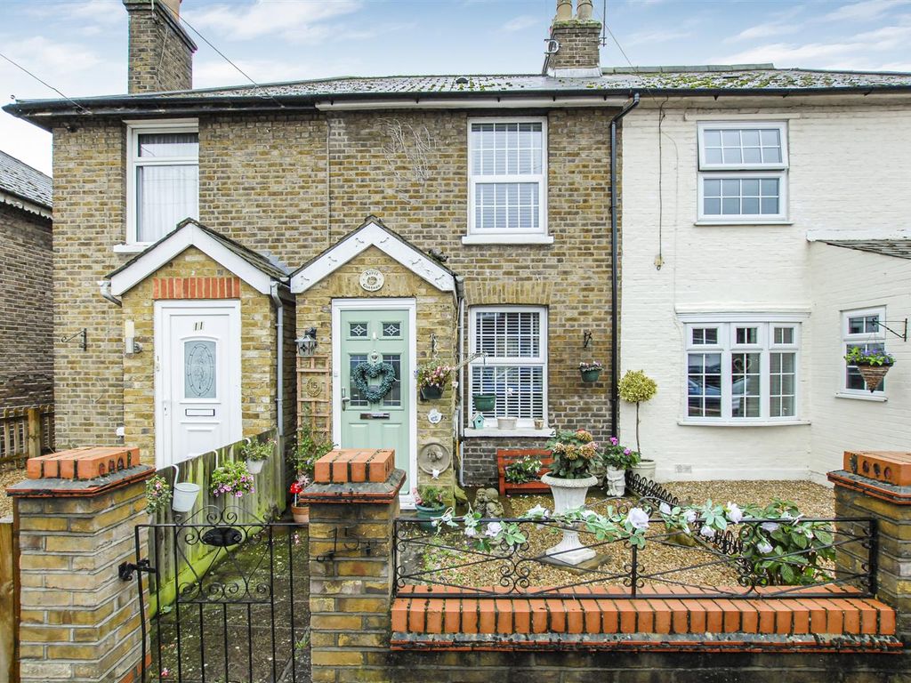 2 bed terraced house for sale in Money Lane, West Drayton UB7, £375,000