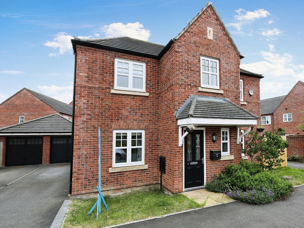 4 bed detached house for sale in Parry Avenue, Northwich CW8 Zoopla